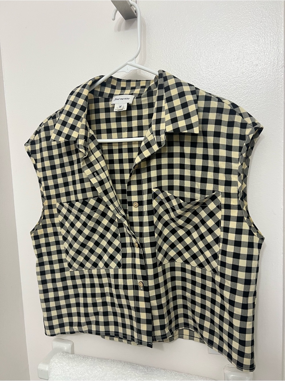Black and Cream Gingham Button-Down Sleeveless Shirt